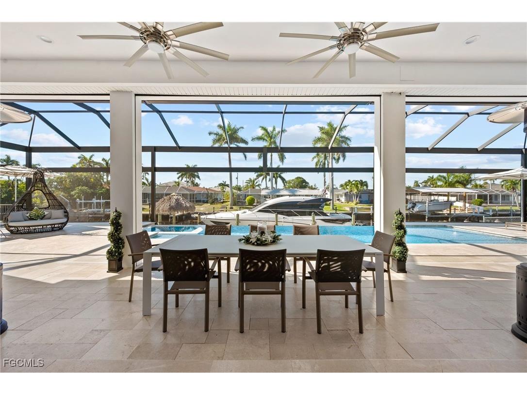5324 Mayfair Court Cape Coral FL 33904 2025021780 image4