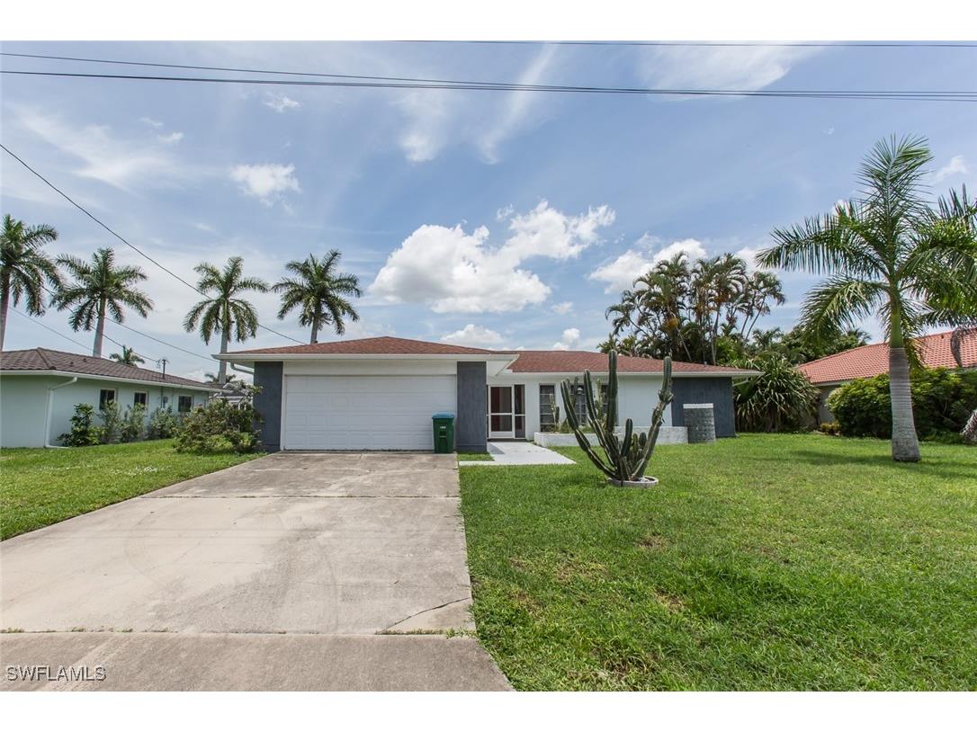 5325 Malaluka Court Cape Coral FL 33904 224062756 image1