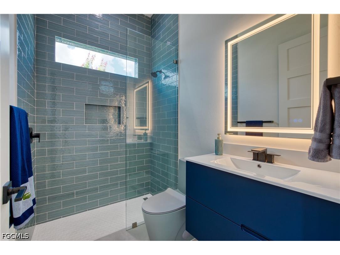 5326 Bayshore Avenue Cape Coral FL 33904 2026020067 image39