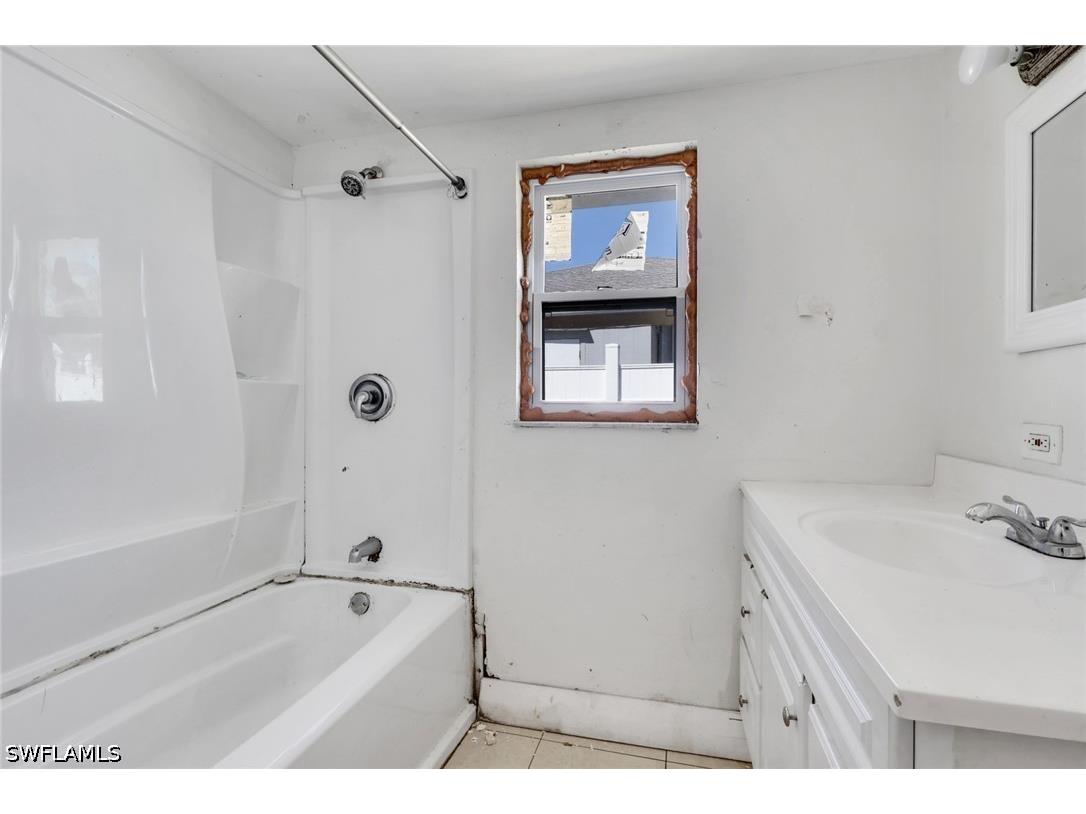 5326 Dixie Drive Naples FL 34113 226011870 image17