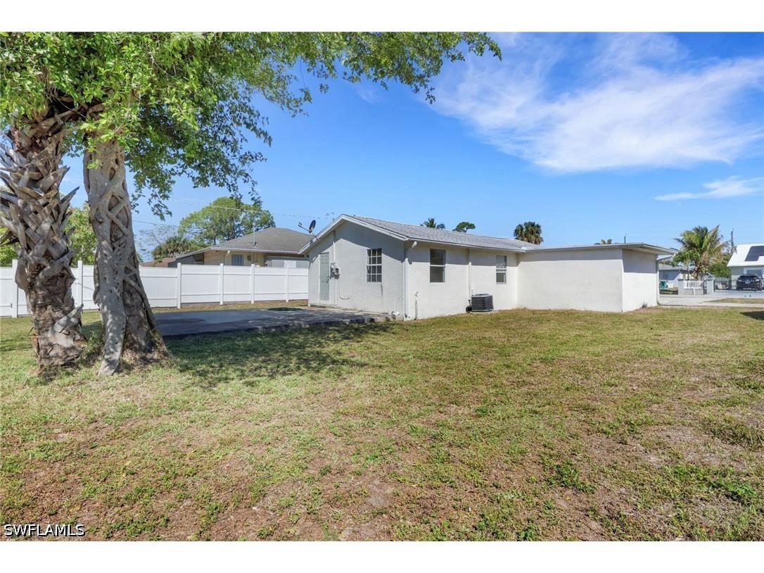 5326 Dixie Drive Naples FL 34113 226011870 image23
