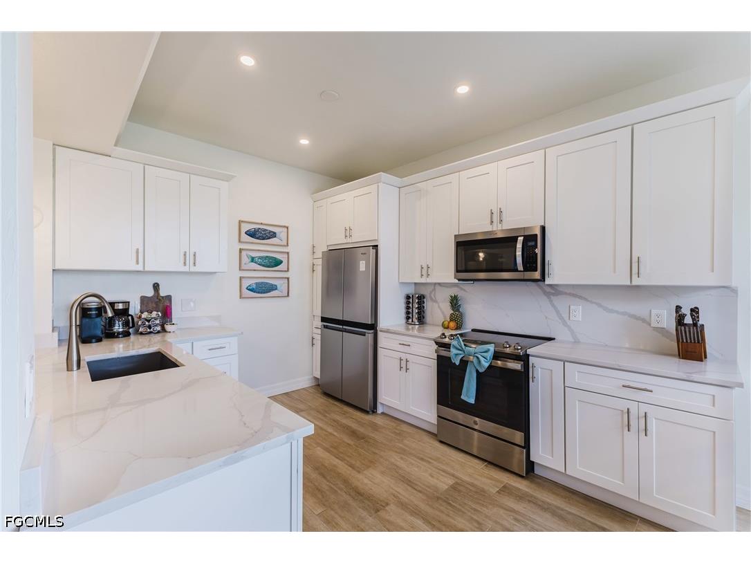 5326 Nautilus Drive Cape Coral FL 33904 2026030707 image13