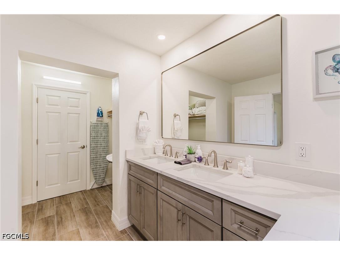 5326 Nautilus Drive Cape Coral FL 33904 2026030707 image21