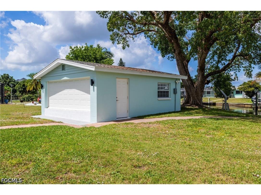 5326 Nautilus Drive Cape Coral FL 33904 2026030707 image31