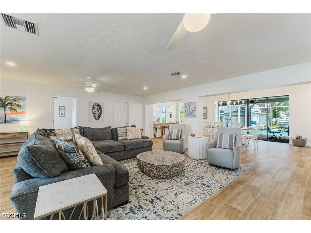 5326 Nautilus Drive Cape Coral FL 33904 2026030707 image6