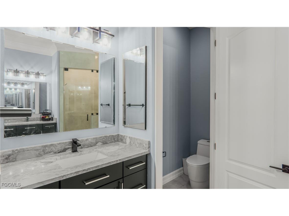 5328 Mayfair Court Cape Coral FL 33904 2025004405 image13