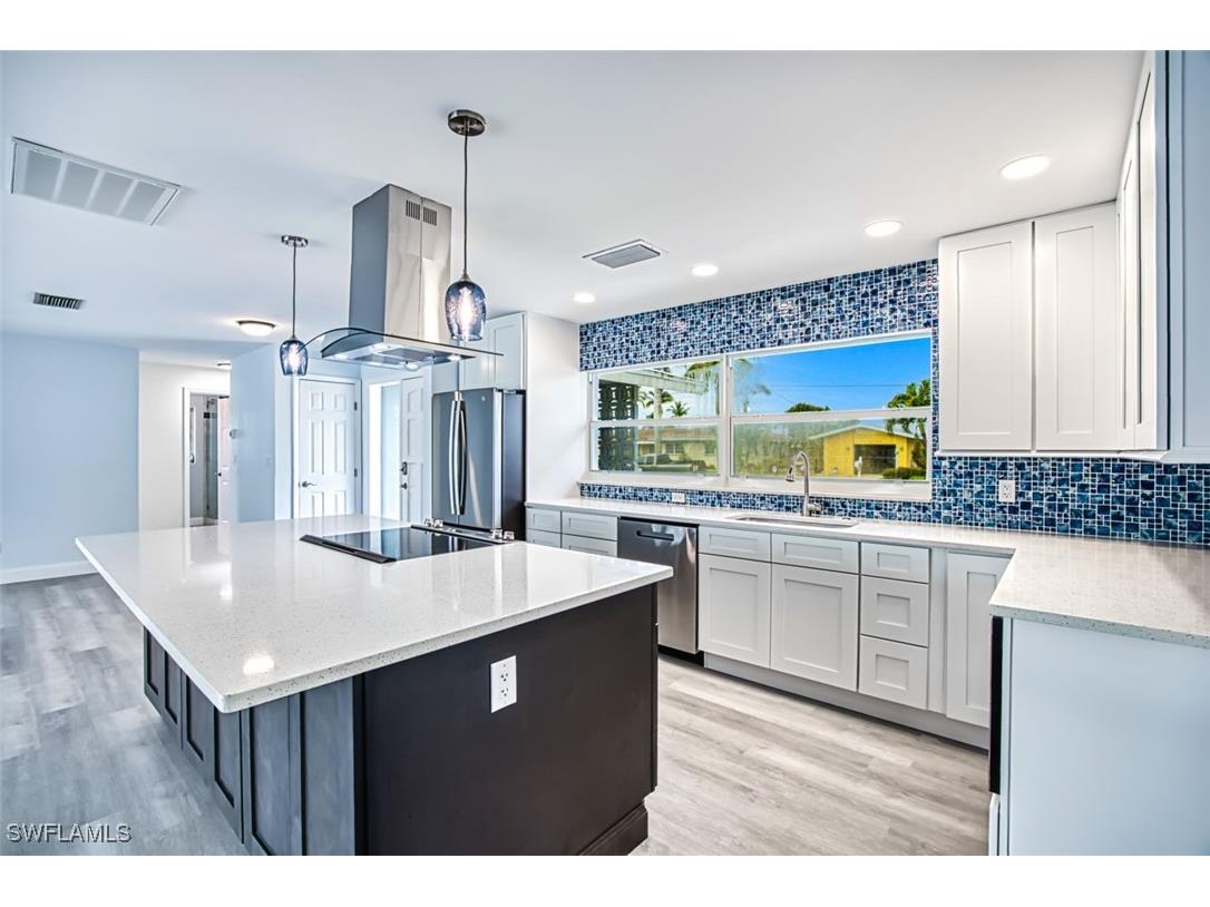5329 Cobalt Court Cape Coral FL 33904 225011124 image1