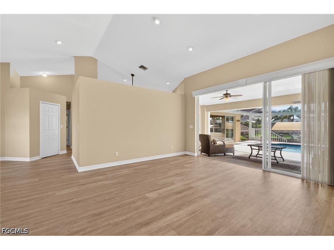 5329 SW 8th Court Cape Coral FL 33914 2026023248 image10