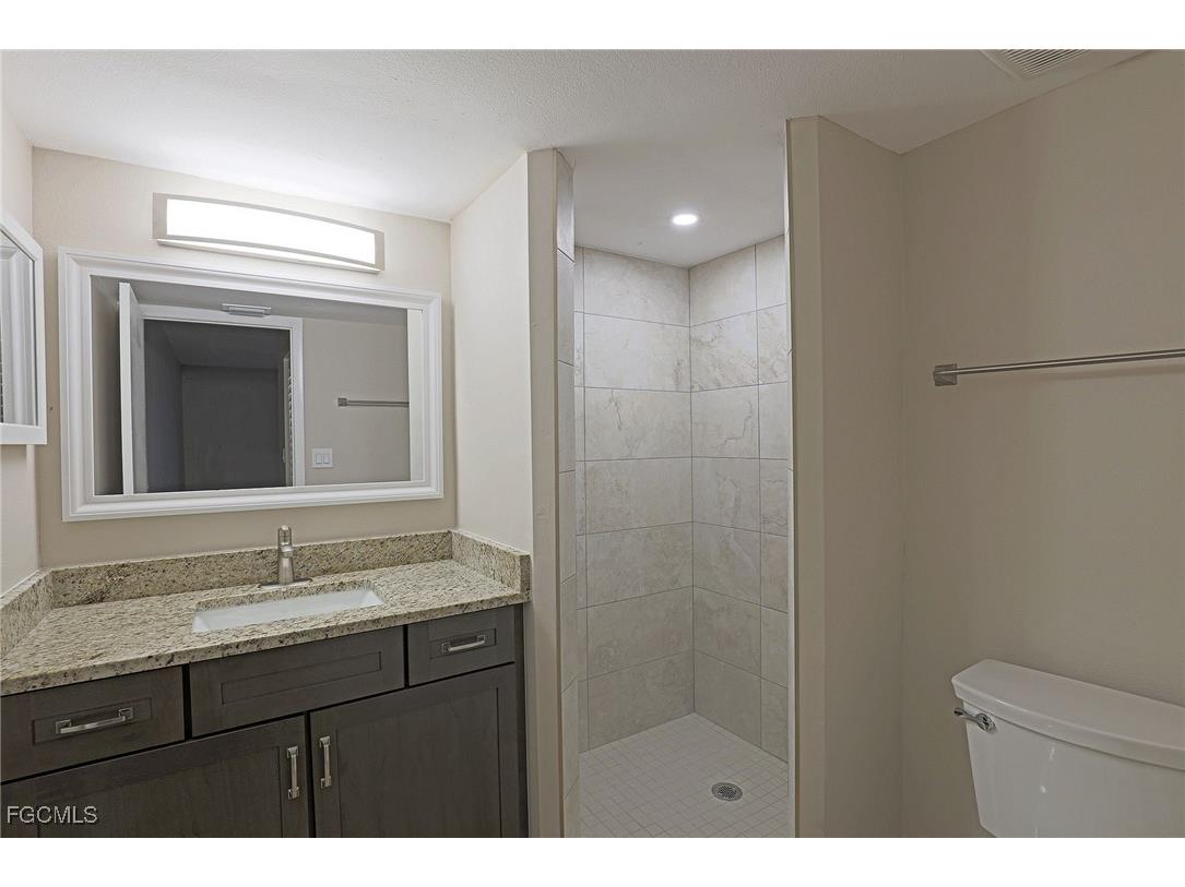 5329 Summerlin Road #2903 Fort Myers FL 33919 2025011156 image13