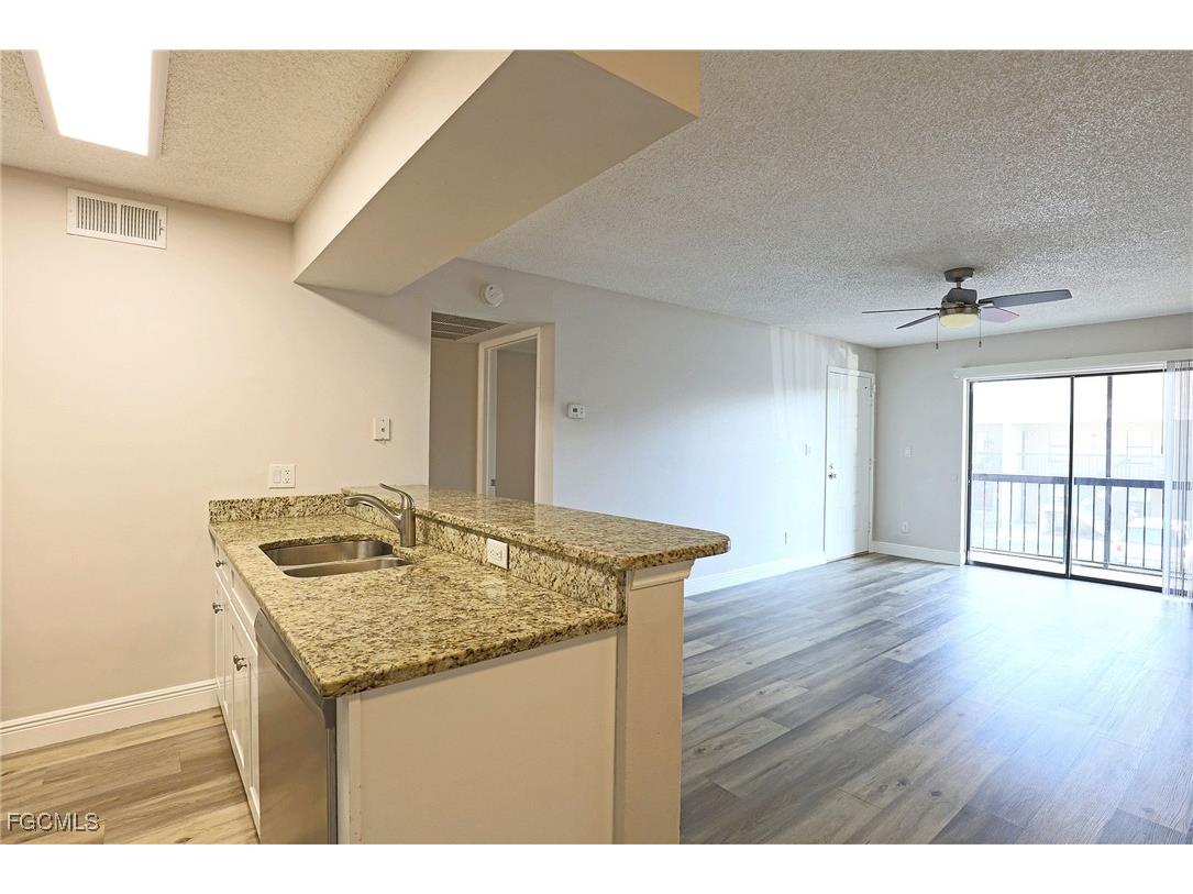 5329 Summerlin Road #2915 Fort Myers FL 33919 2025005498 image6