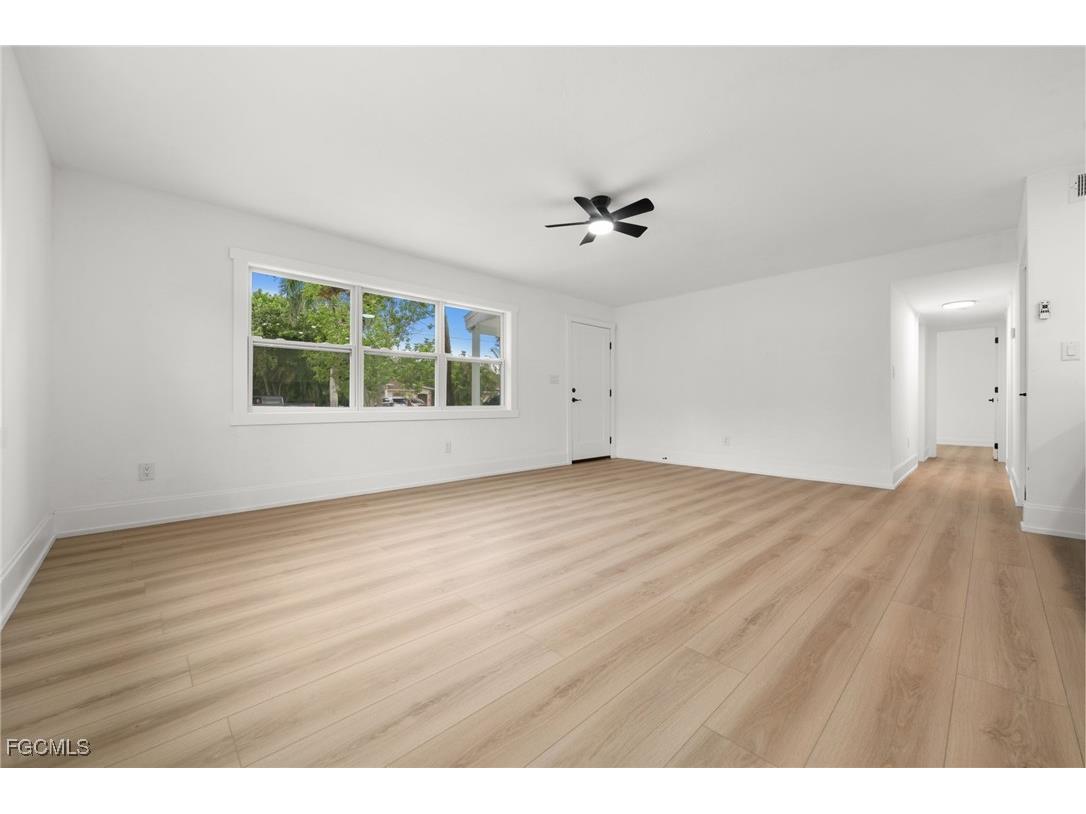 5329 Trammell Street Naples FL 34113 2025010579 image23