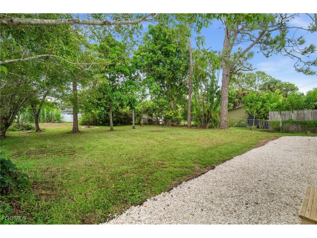 5329 Trammell Street Naples FL 34113 2025010579 image45