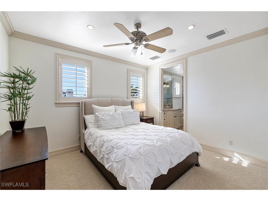 533 15th Avenue S Naples FL 34102 225078433 image13