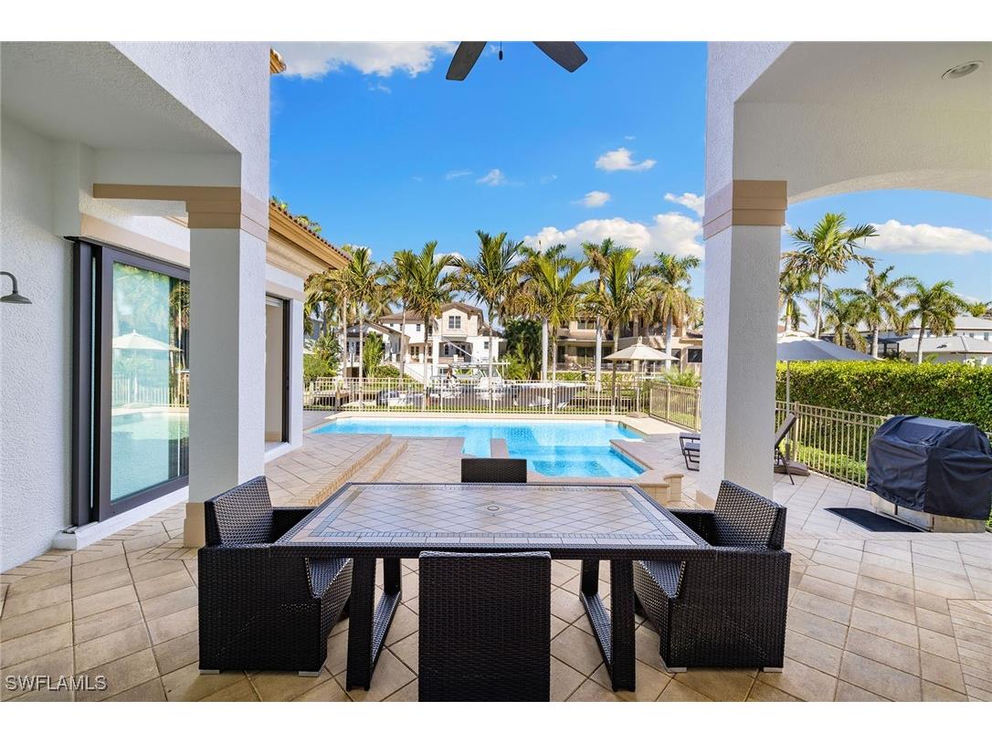 533 15th Avenue S Naples FL 34102 225078433 image16