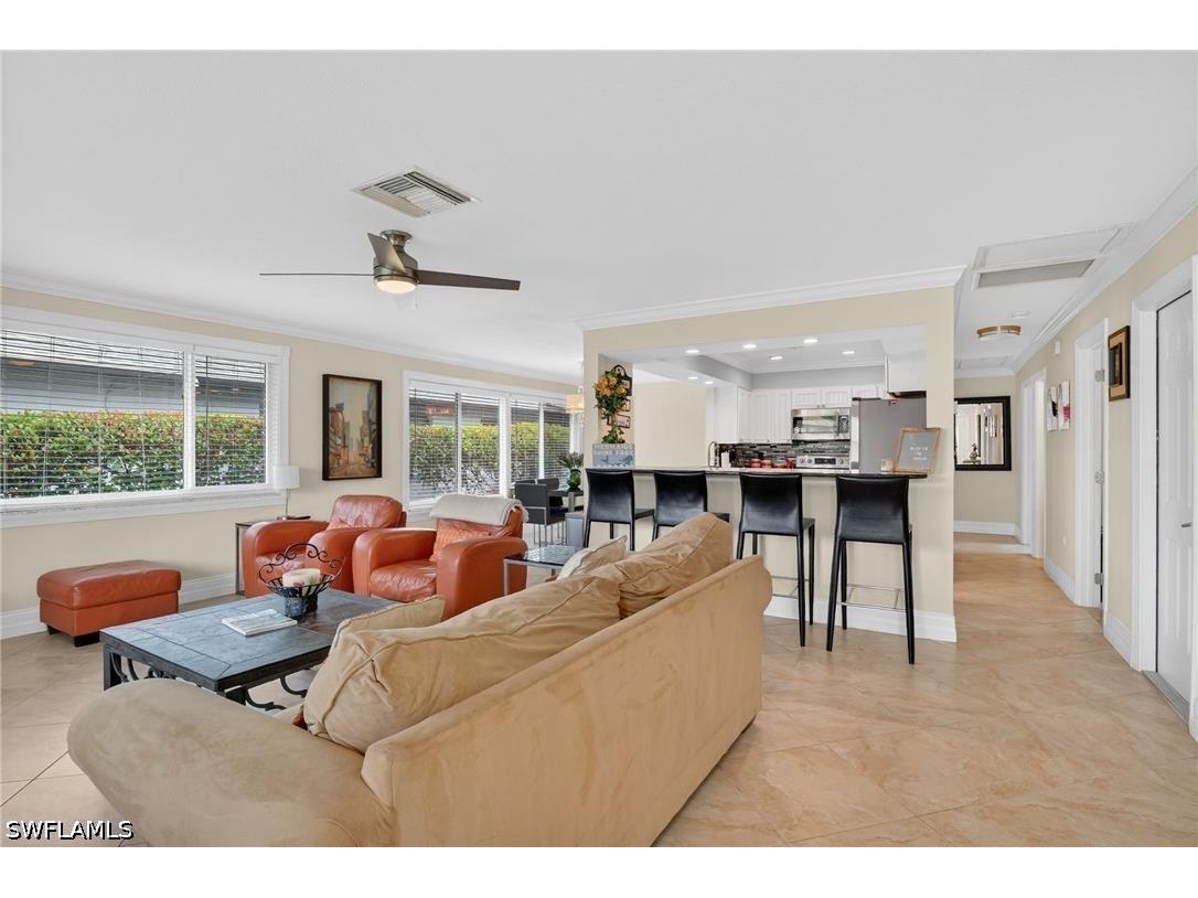 533 98th Avenue N Naples FL 34108 226012109 image2