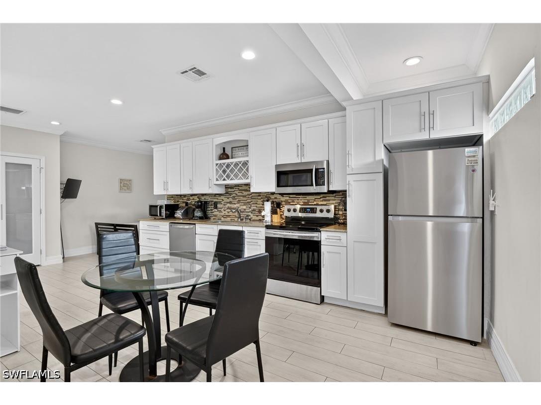 533 98th Avenue N Naples FL 34108 226012109 image30
