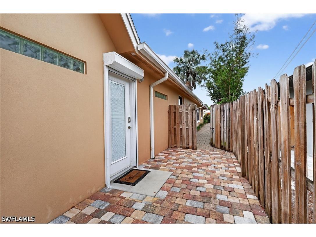 533 98th Avenue N Naples FL 34108 226012109 image42