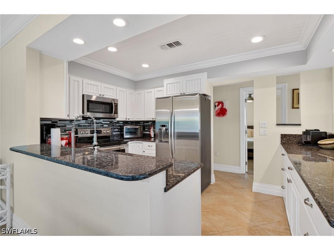 533 98th Avenue N Naples FL 34108 226012109 image8
