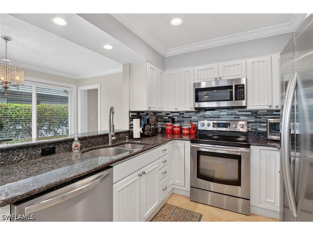 533 98th Avenue N Naples FL 34108 226012109 image9