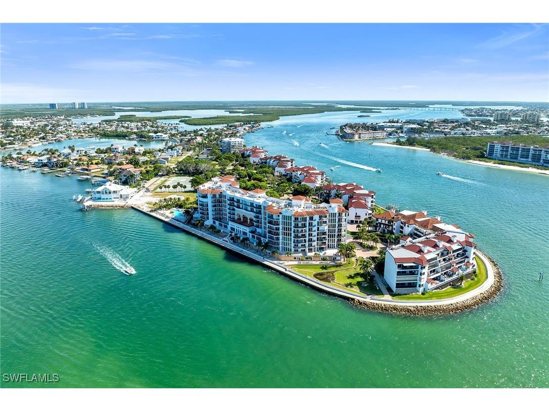 533 La Peninsula Boulevard #533 Naples FL 34113 225079704 image1