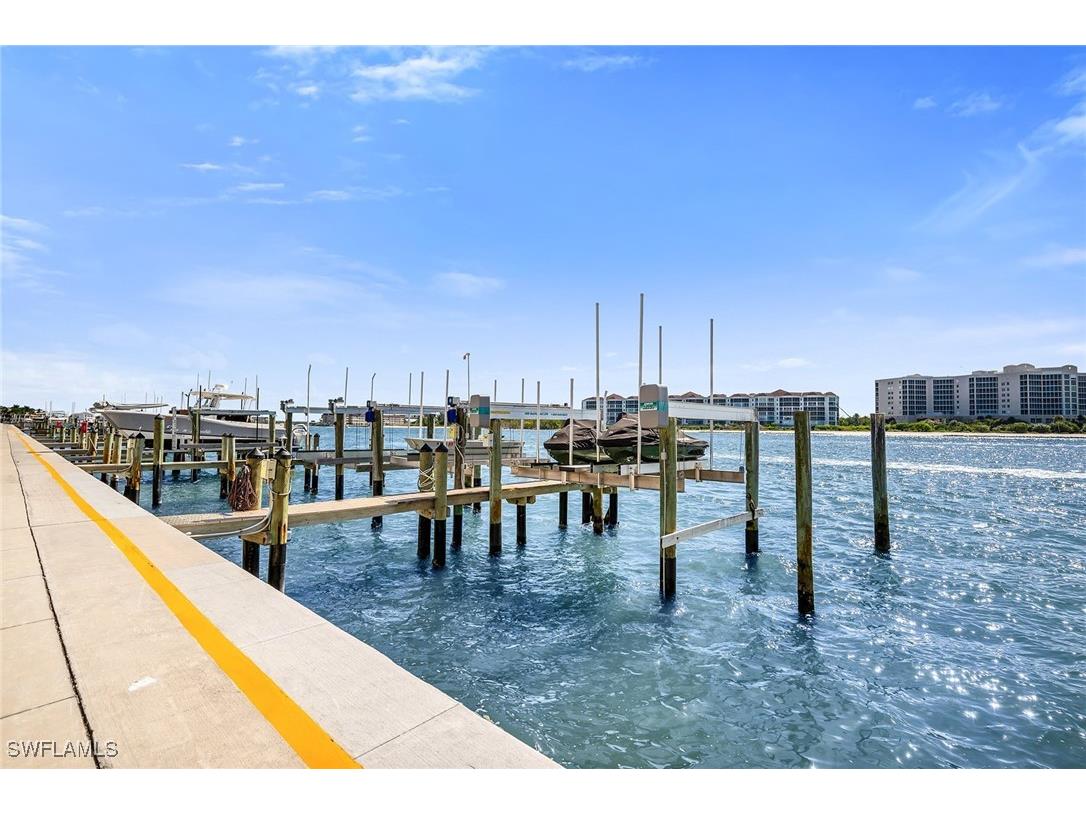 533 La Peninsula Boulevard #533 Naples FL 34113 225079704 image36