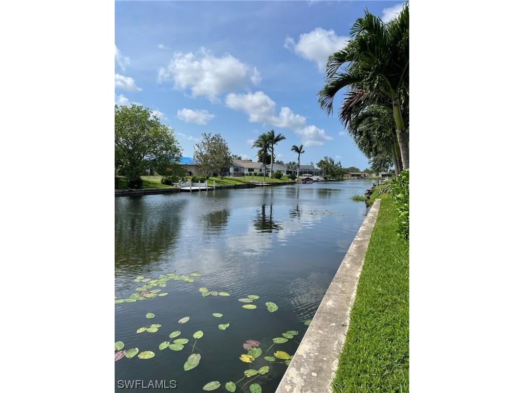 533 SE 19th Court Cape Coral FL 33990 223047714 image1