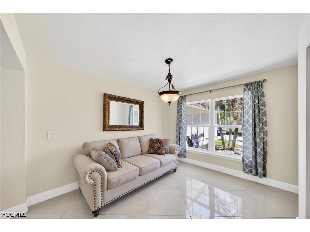 533 Willowbrook Drive Lehigh Acres FL 33972 2026014107 image2