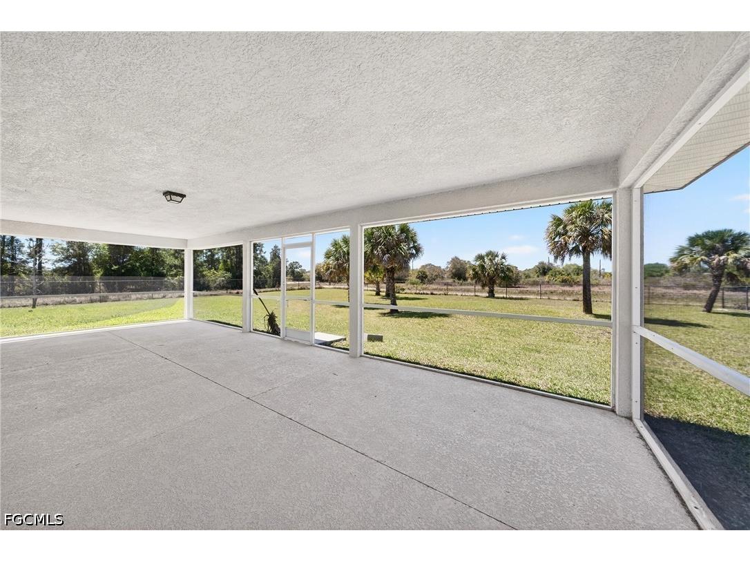 533 Willowbrook Drive Lehigh Acres FL 33972 2026014107 image27
