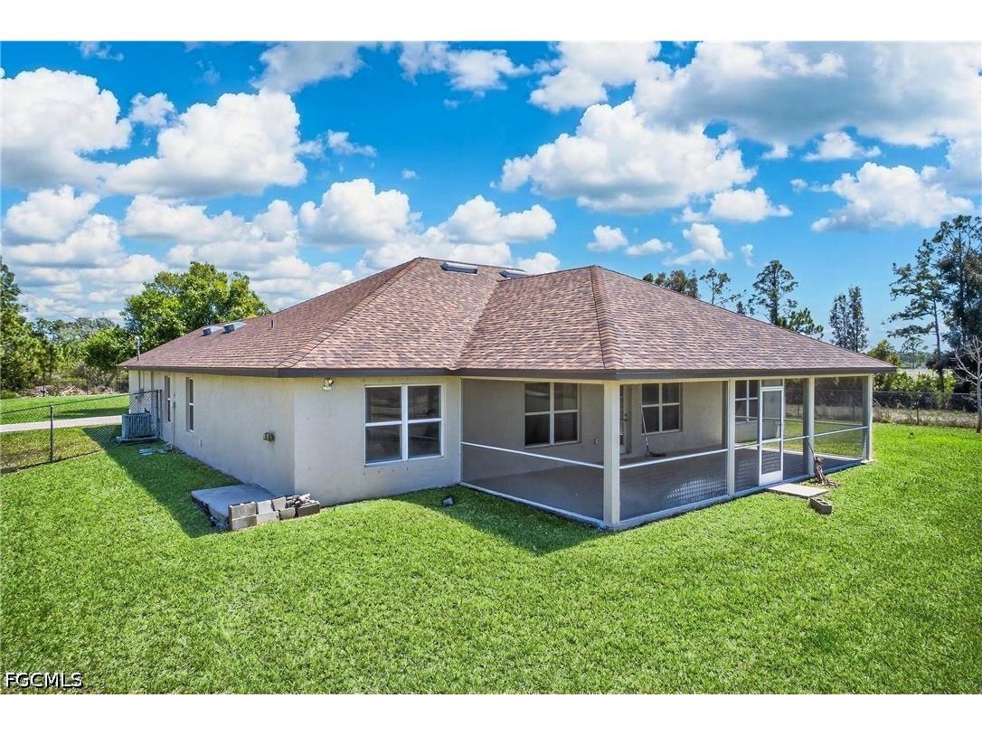 533 Willowbrook Drive Lehigh Acres FL 33972 2026014107 image33