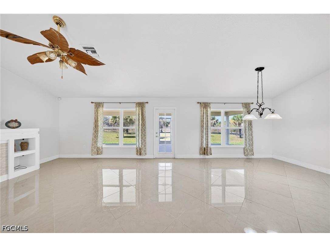 533 Willowbrook Drive Lehigh Acres FL 33972 2026014107 image5
