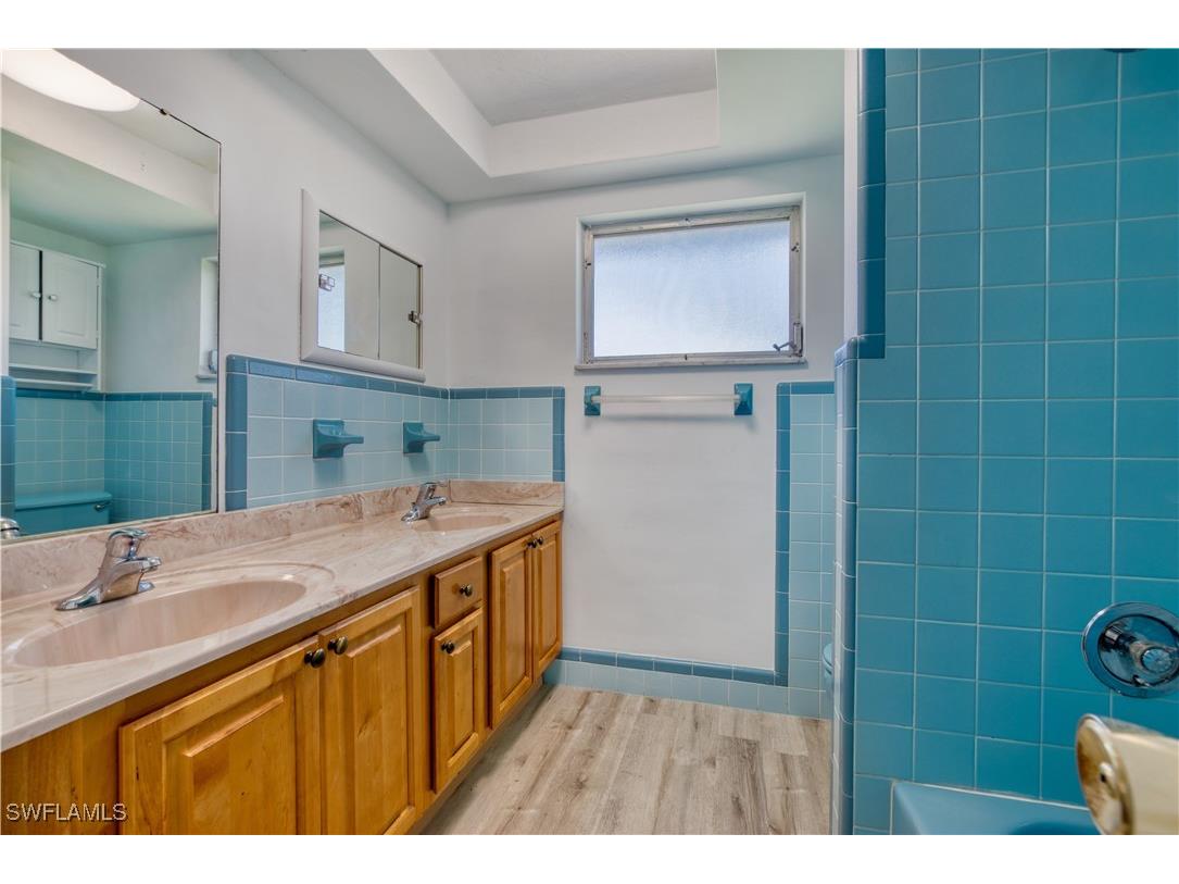 5330 Nautilus Drive Cape Coral FL 33904 225041357 image16