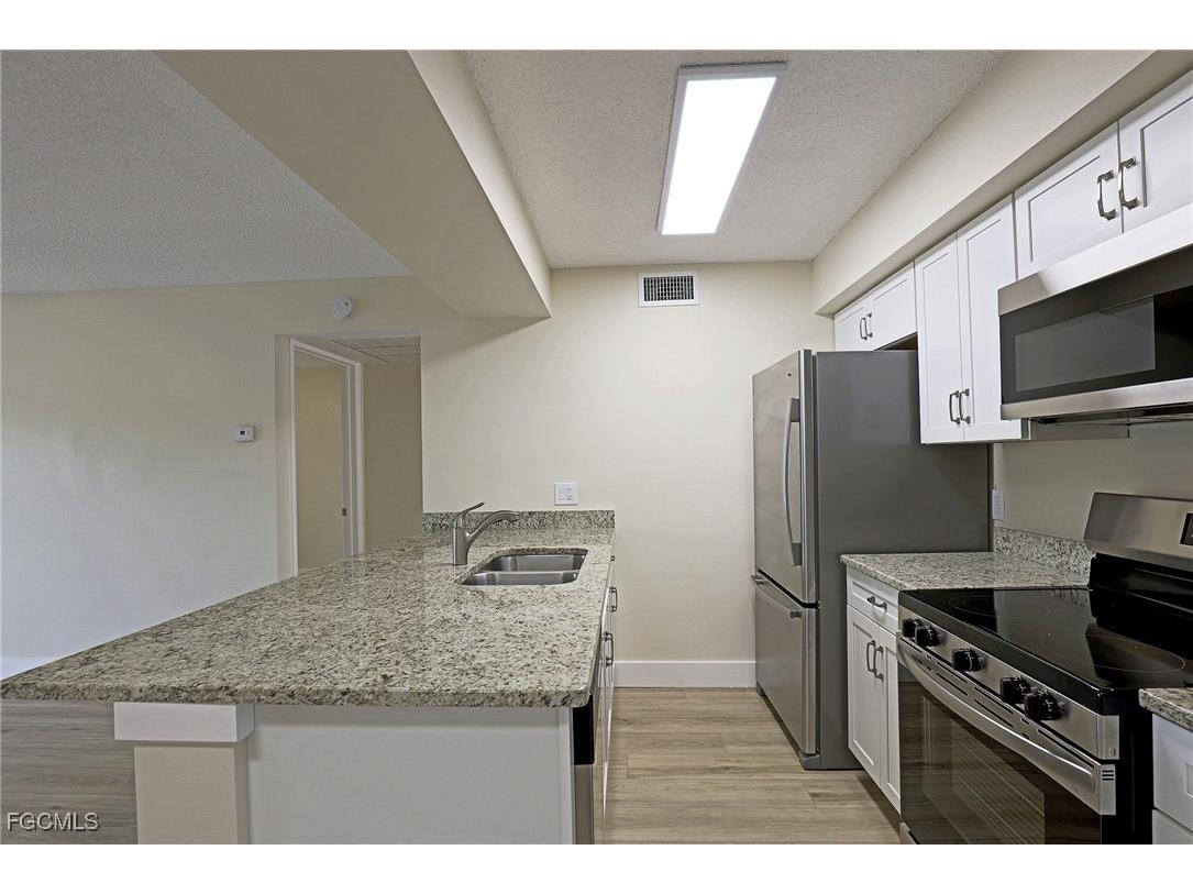 5331 Summerlin Road #3114 Fort Myers FL 33919 2025021099 image6