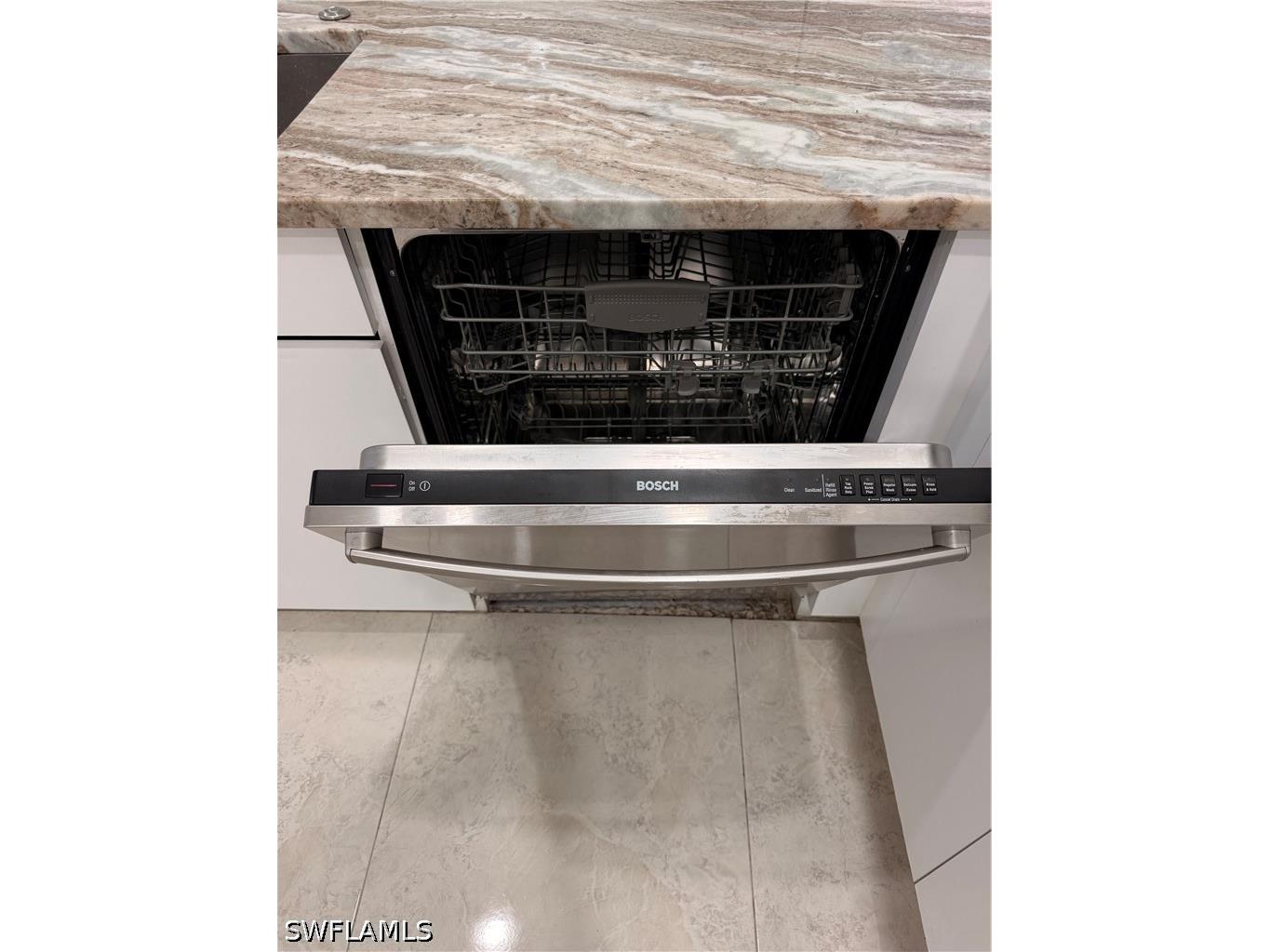 5332 Whitten Drive #43 Naples FL 34104 226025851 image10