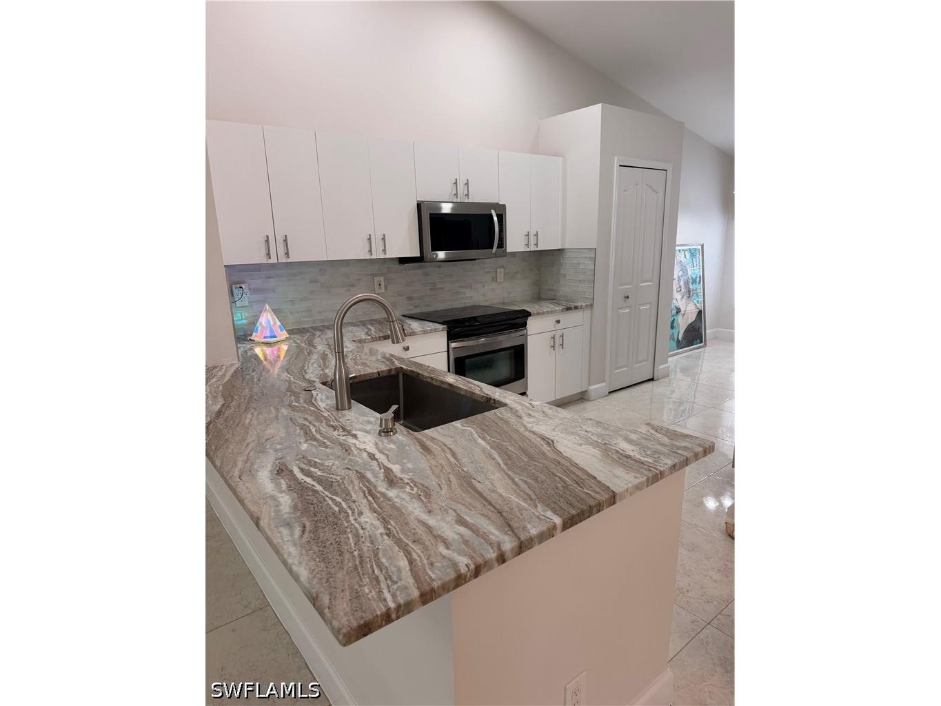 5332 Whitten Drive #43 Naples FL 34104 226025851 image7