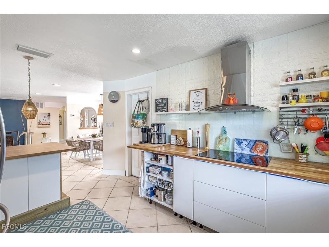 5333 Cocoa Court Cape Coral FL 33904 2025007228 image12