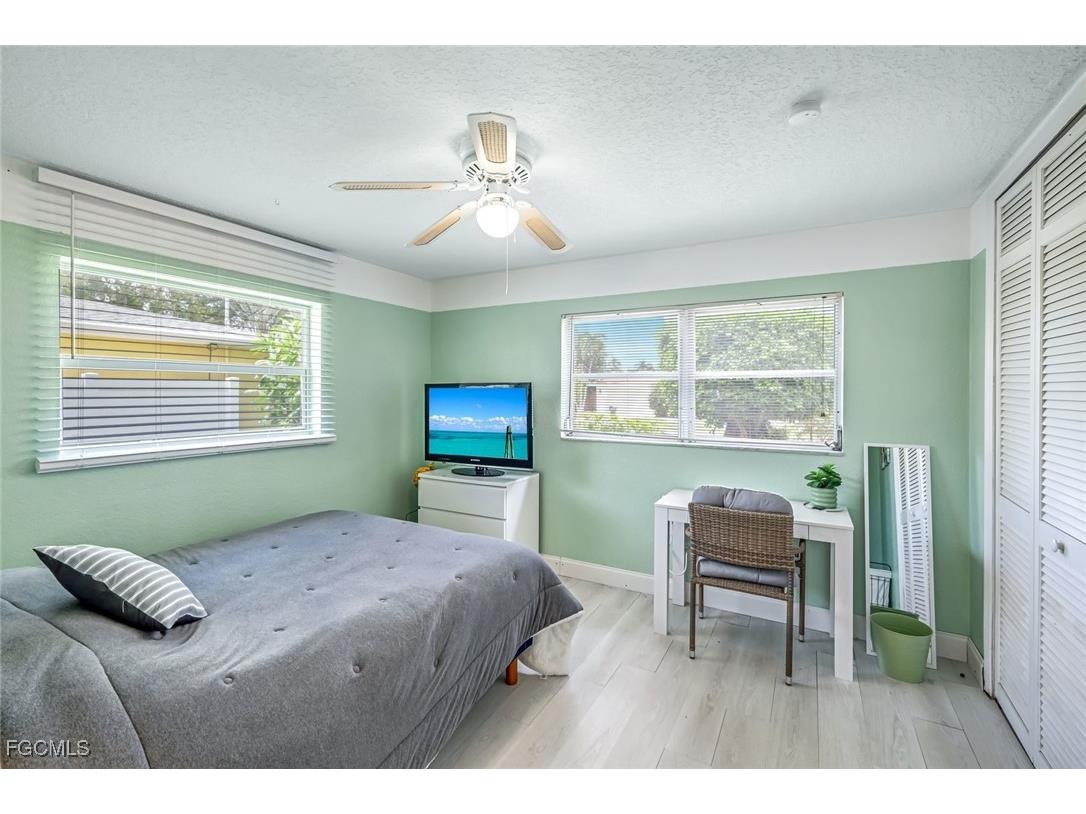 5333 Cocoa Court Cape Coral FL 33904 2025007228 image17