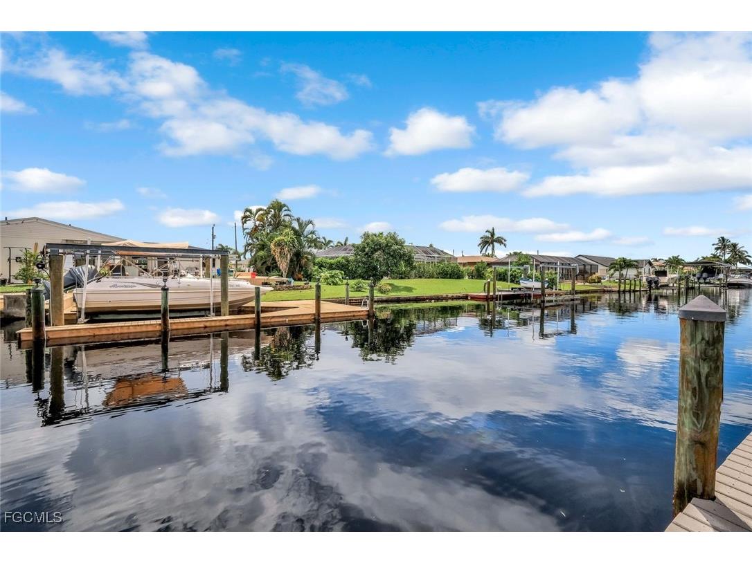 5333 Cocoa Court Cape Coral FL 33904 2025007228 image32