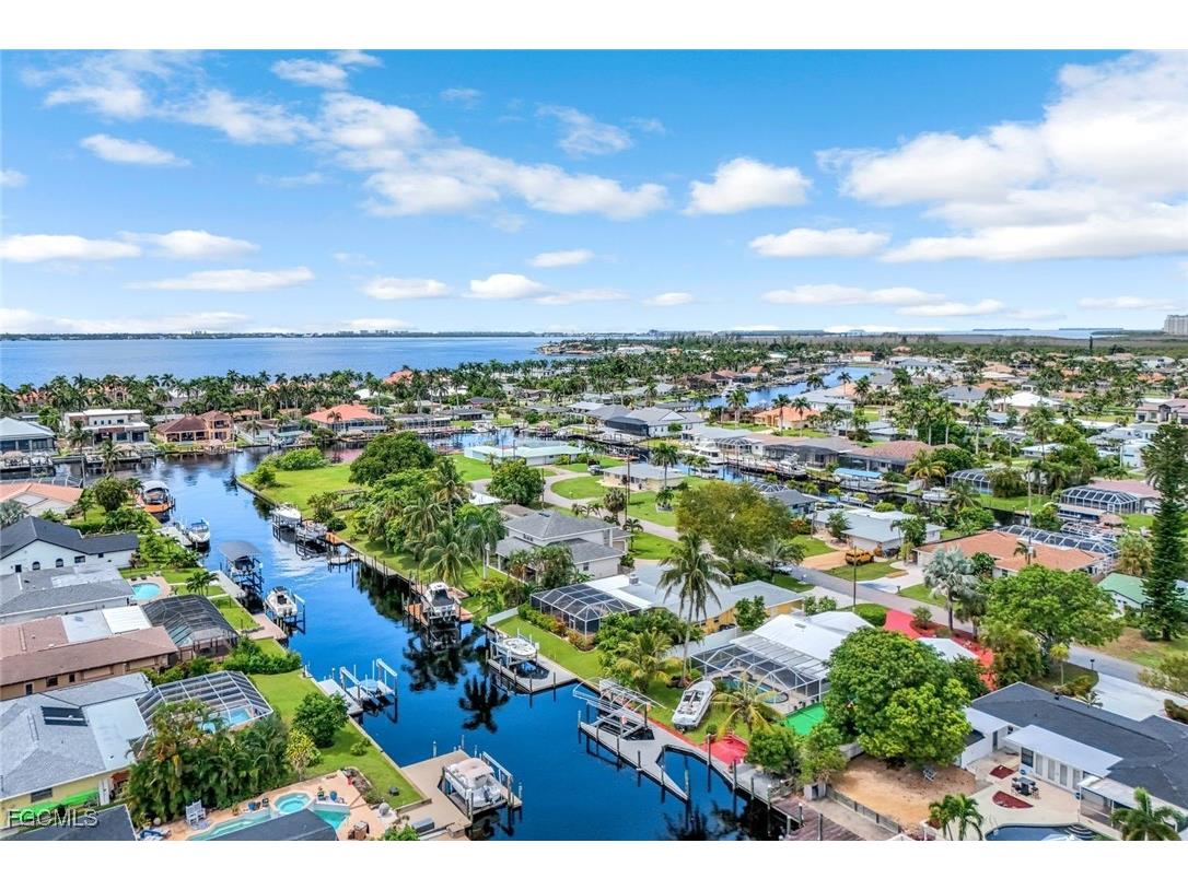 5333 Cocoa Court Cape Coral FL 33904 2025007228 image39
