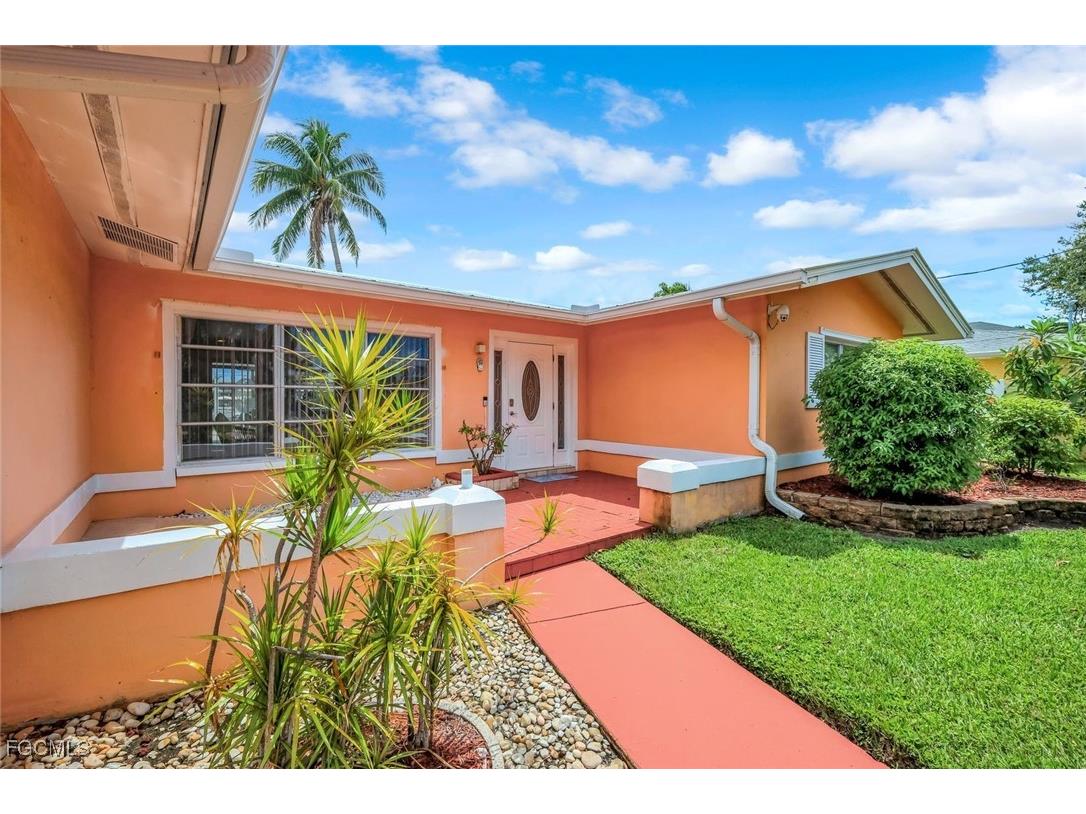 5333 Cocoa Court Cape Coral FL 33904 2025007228 image5