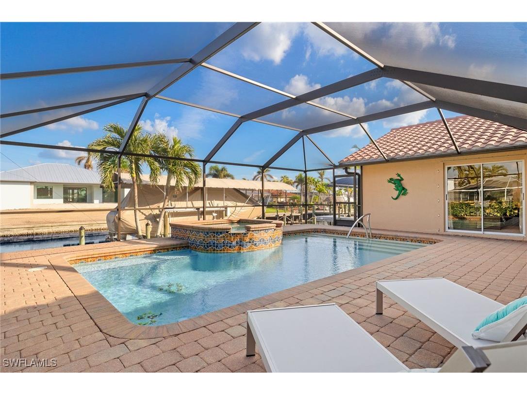 5333 Colonade Court Cape Coral FL 33904 224104169 image1