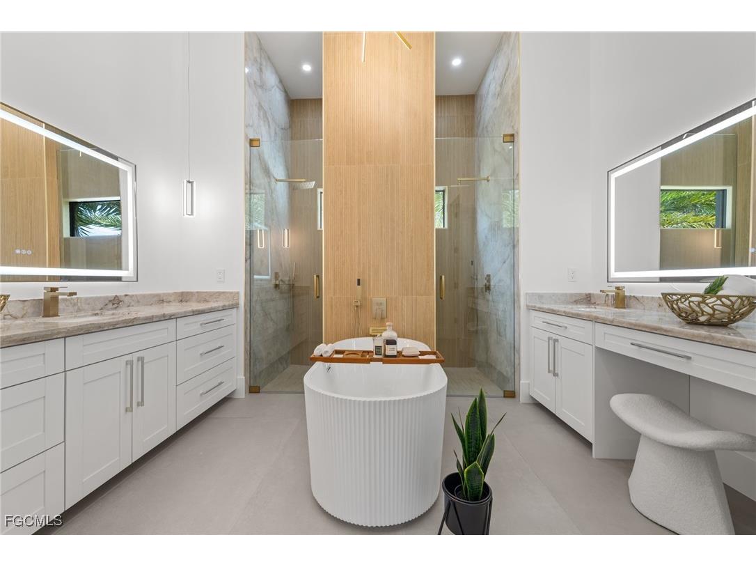 5333 Majestic Court Cape Coral FL 33904 2025017556 image26