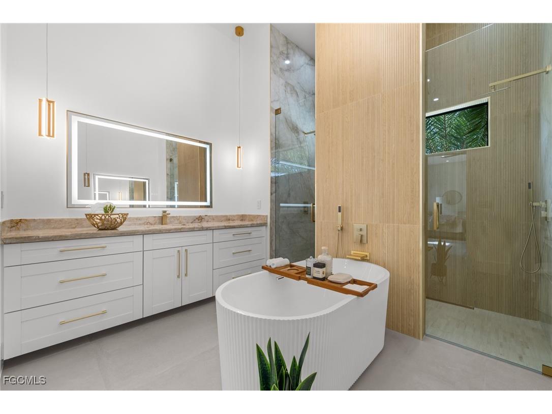 5333 Majestic Court Cape Coral FL 33904 2025017556 image27