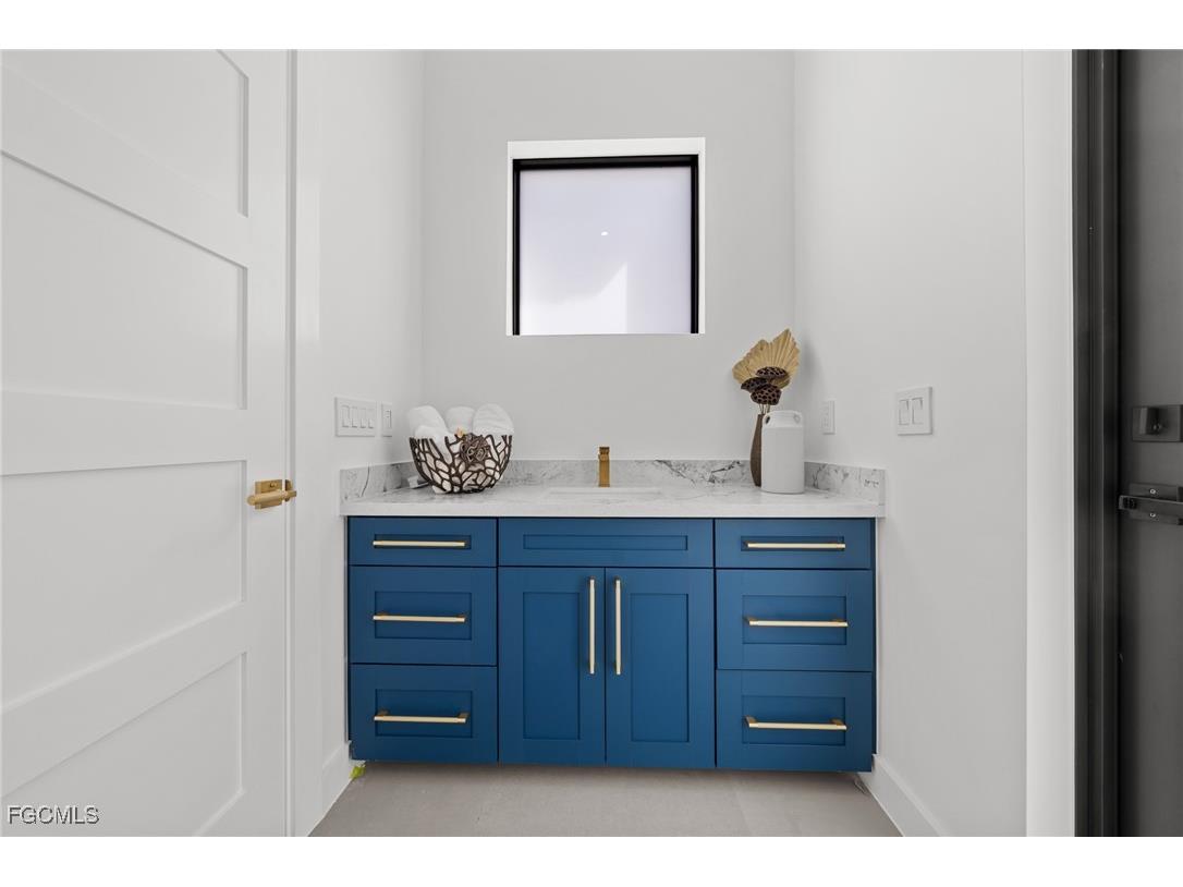 5333 Majestic Court Cape Coral FL 33904 2025017556 image33