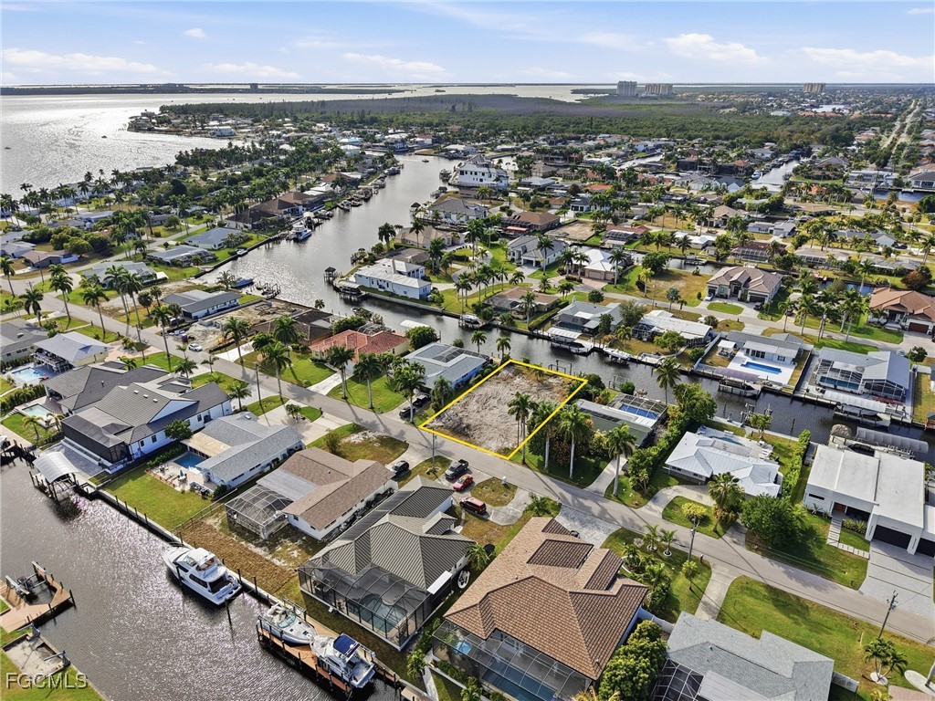 5338 Bayshore Avenue Cape Coral FL 33904 2026000298 image1
