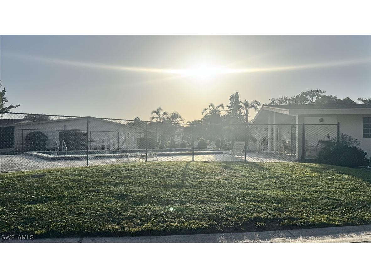 5339 Treetops Drive Naples FL 34113 225080860 image26