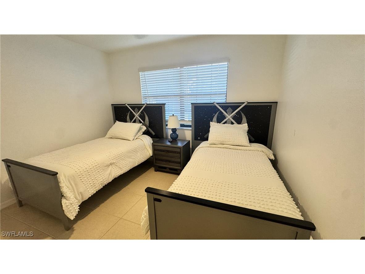 5339 Treetops Drive Naples FL 34113 225080860 image9