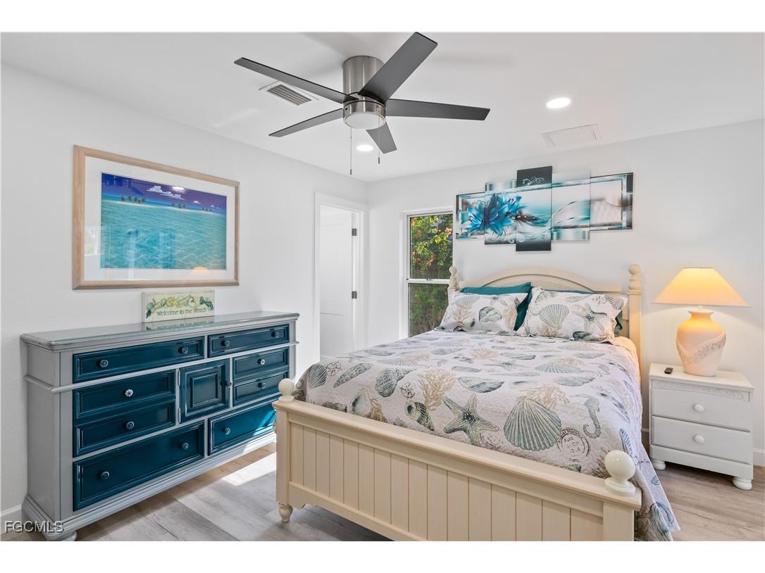 534 Piedmont Road Sanibel FL 33957 2025021679 image18