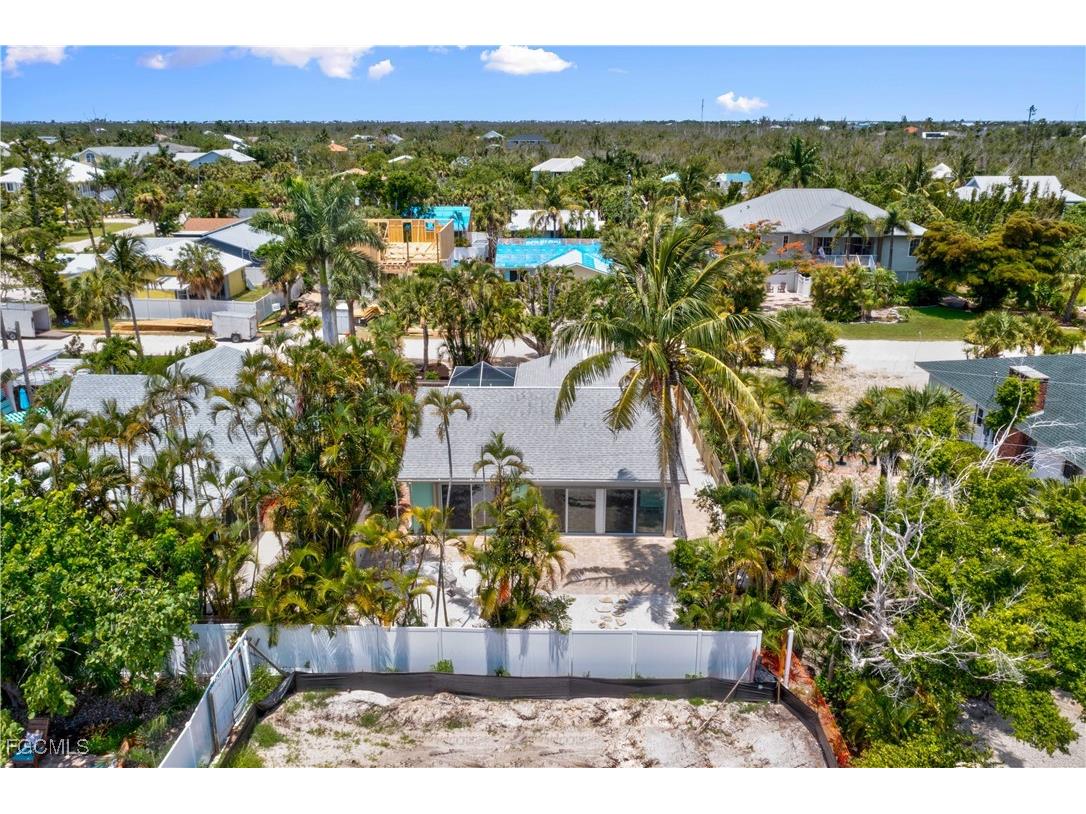 534 Piedmont Road Sanibel FL 33957 2025021679 image34