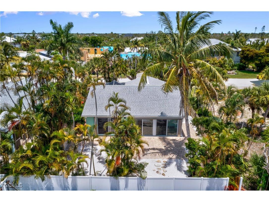 534 Piedmont Road Sanibel FL 33957 2025021679 image35