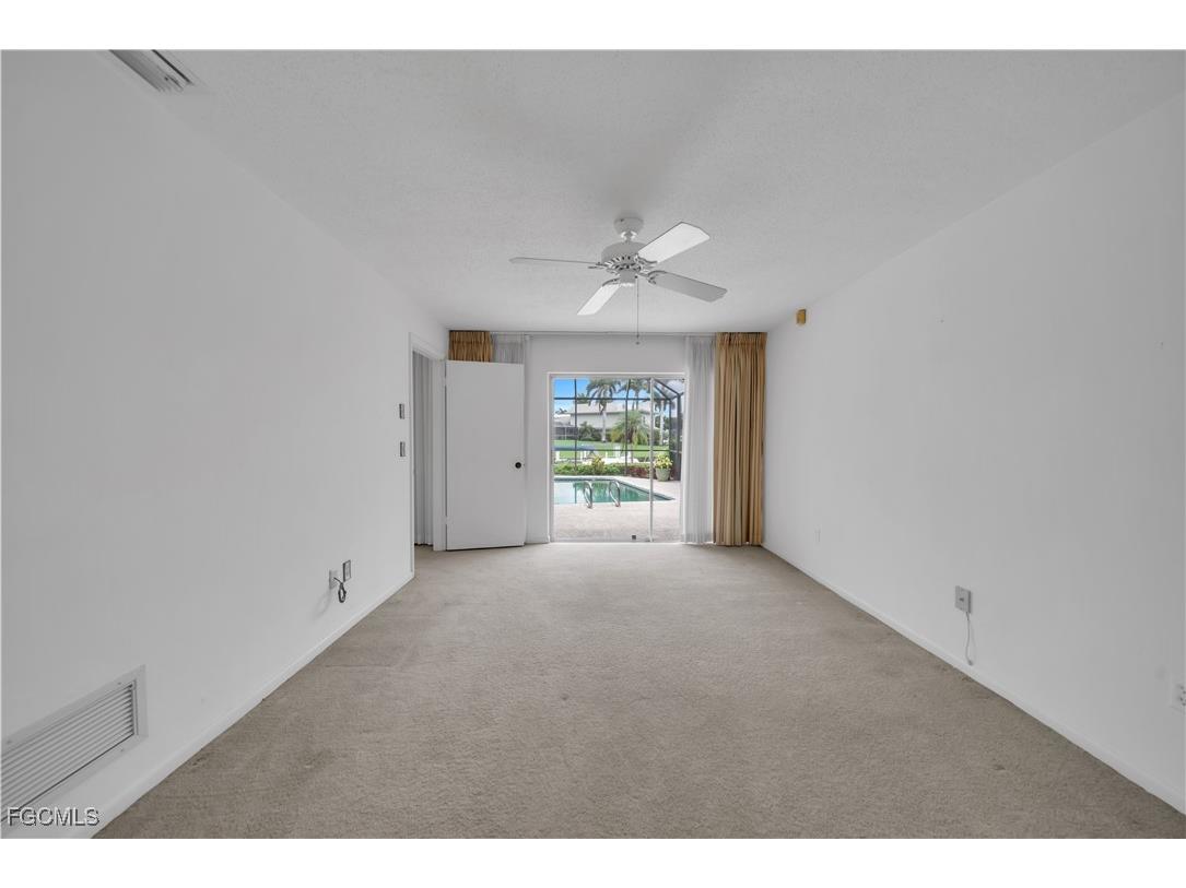 5341 Fairfield Way Fort Myers FL 33919 2025007567 image18